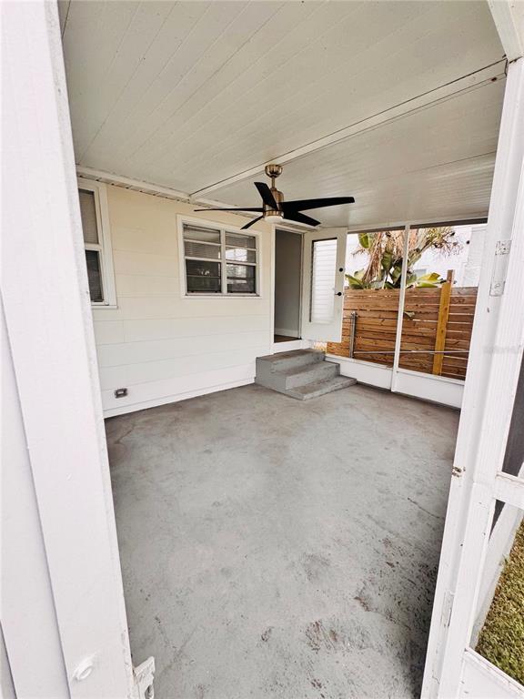 Building Photo - 2837 18th Ave N