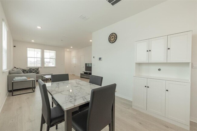 Building Photo - 2548 Caleb Asher Lp