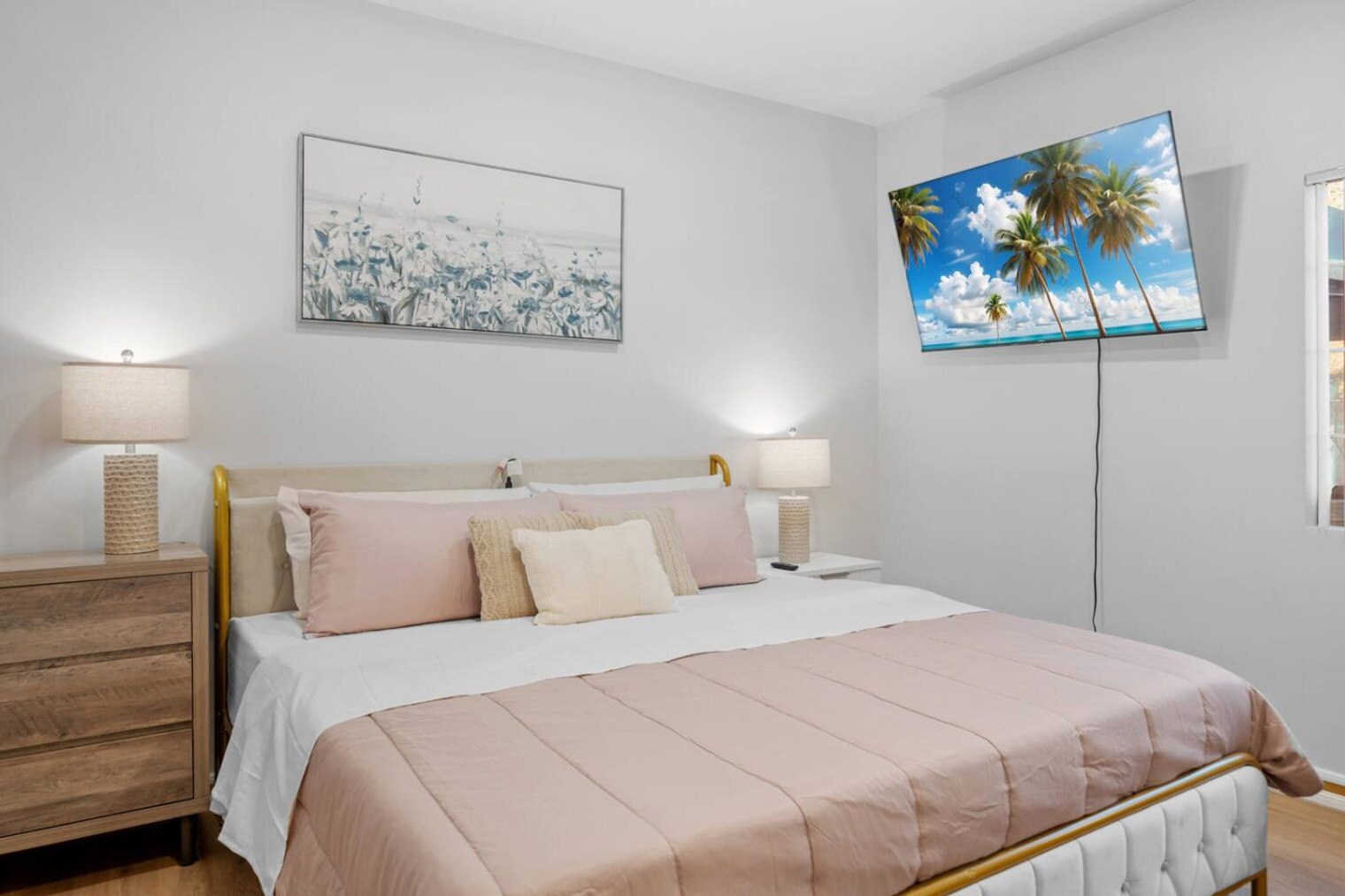 Building Photo - 1853 Penasco Rd