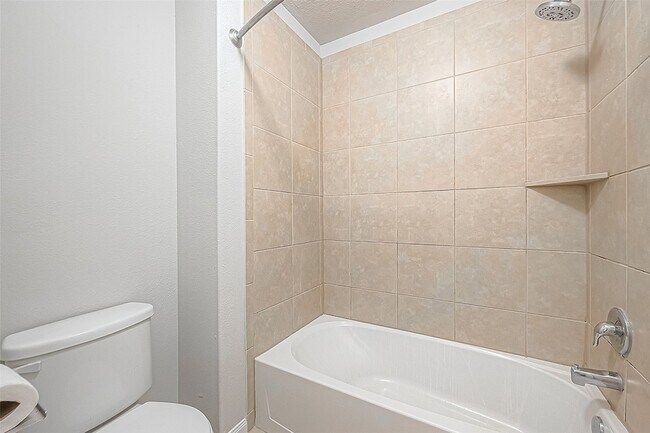 Building Photo - 20630 Stout Dr