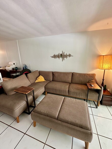 Building Photo - 300 Galen Dr