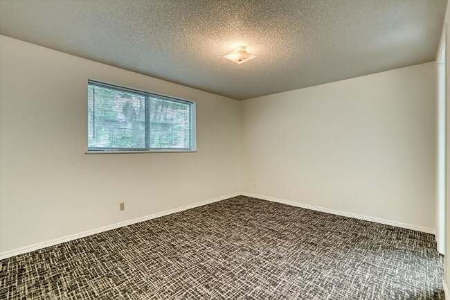 Building Photo - 3713 S Gekeler Ln