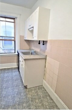 Building Photo - 37 Dwight St