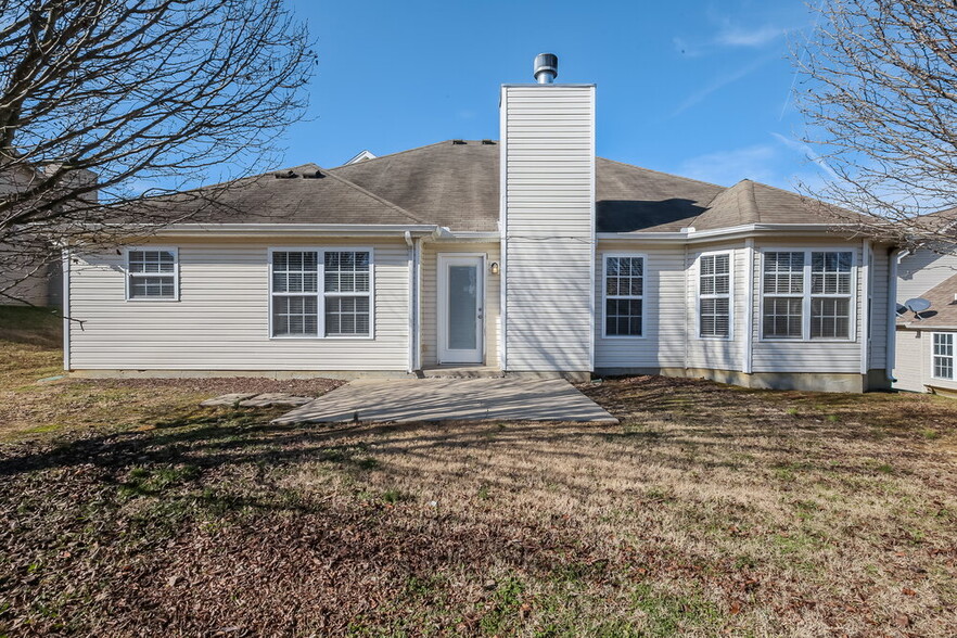 Building Photo - 151 Mary Joe Martin Dr