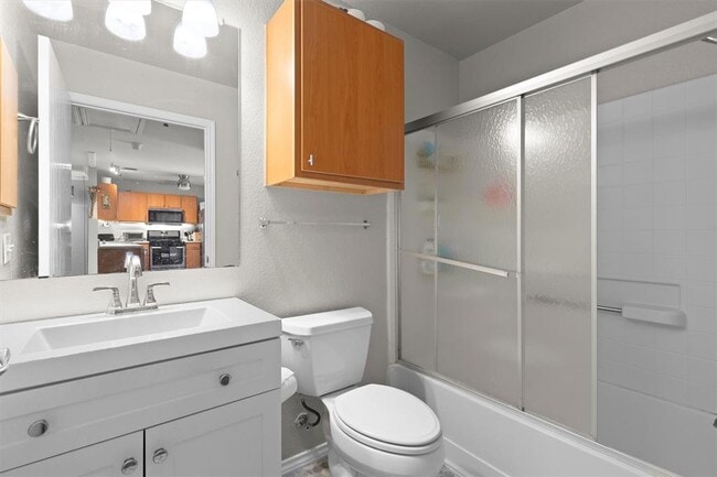 Building Photo - 12117 Briarcreek Loop