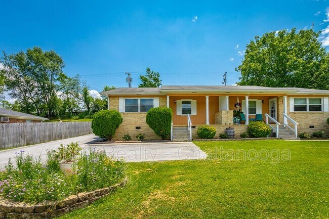 Building Photo - 1214 Helena Dr