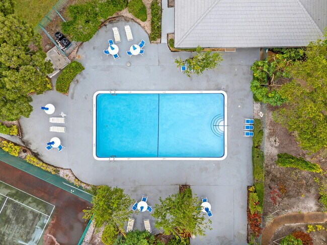 Building Photo - 5900 NW 44th St