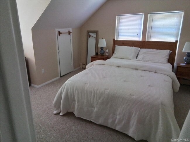 Building Photo - 35 Doris Ave