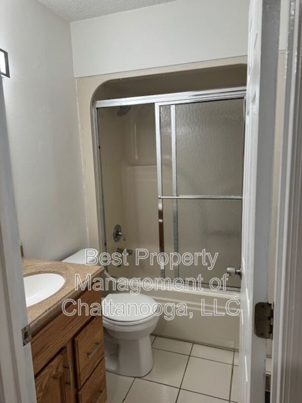 Building Photo - 2179 Duggan St