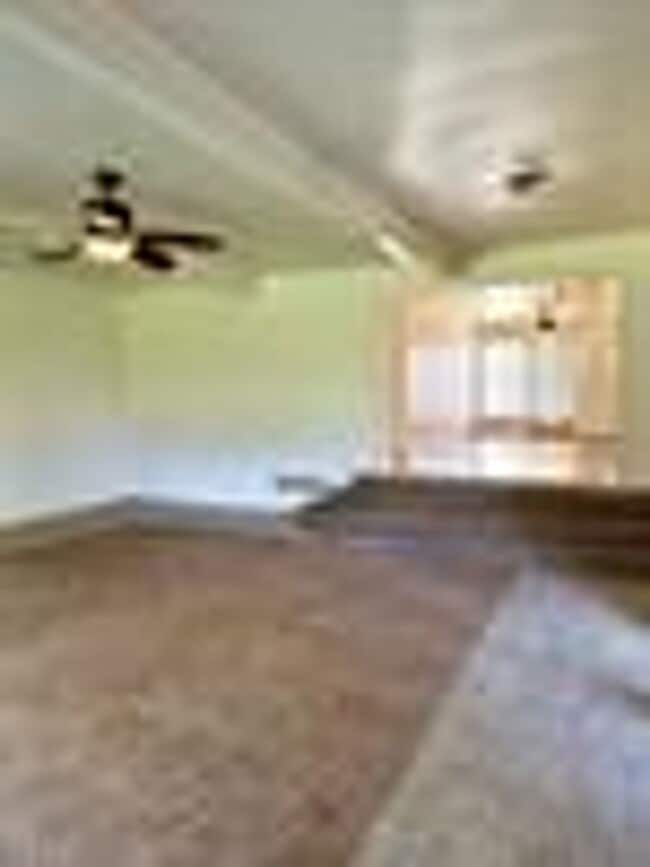 Building Photo - Updated 3/1/1 home in Owasso