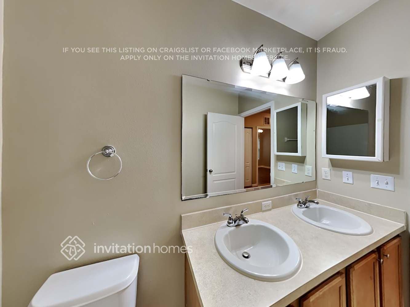 Building Photo - 6863 Hampshire Blvd