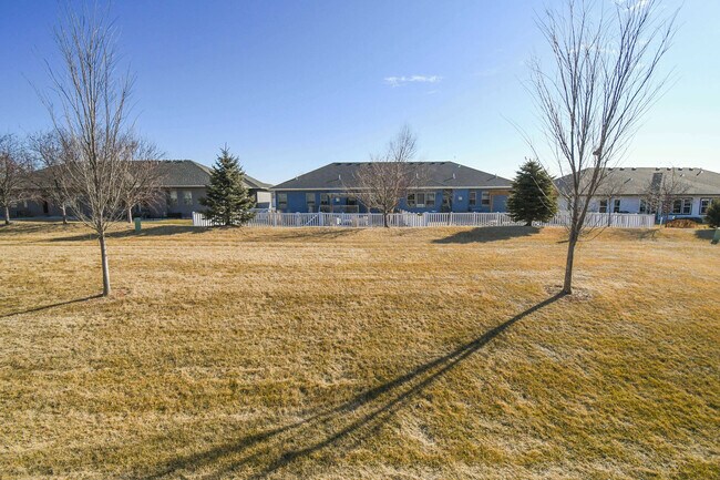 Building Photo - 3616 S Outfield Cir