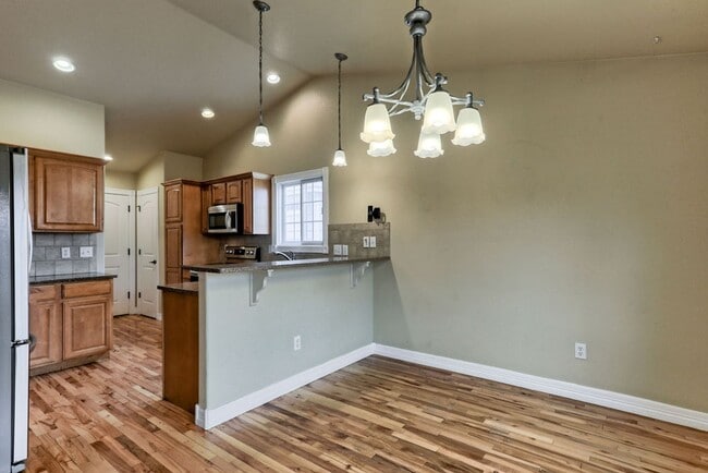 Building Photo - 4 Bedroom 3 Bath Ranch in Greeley