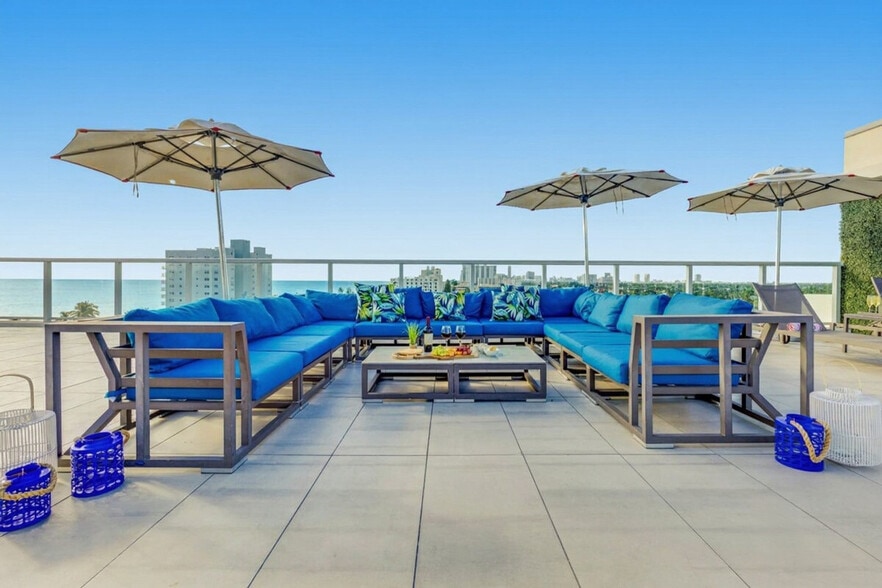 Building Photo - 777 N Ocean Dr