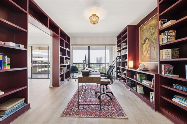 Building Photo - 3831 Turtle Creek Blvd