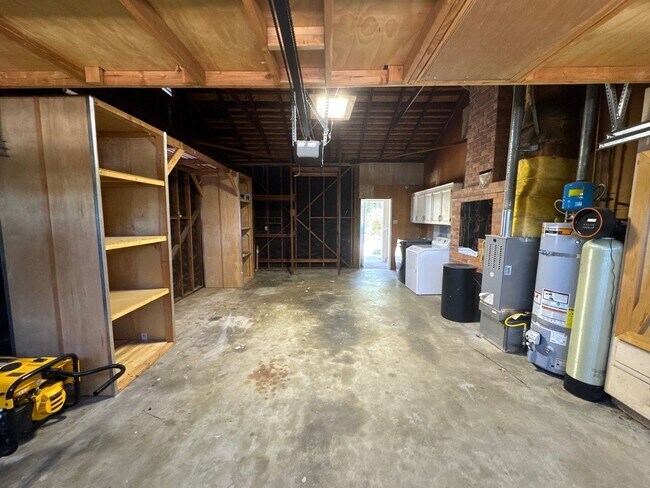 Building Photo - San Benancio Village — Spacious Home!