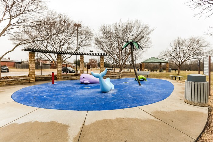 Building Photo - 7014 Snowivy Ct