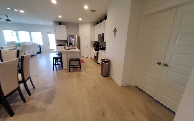 Building Photo - 31739 Margaret Woods Ln