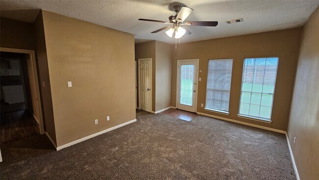 Building Photo - 14734 Treborway Dr