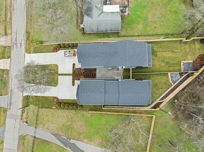 Building Photo - 87 Brookwood Terrace