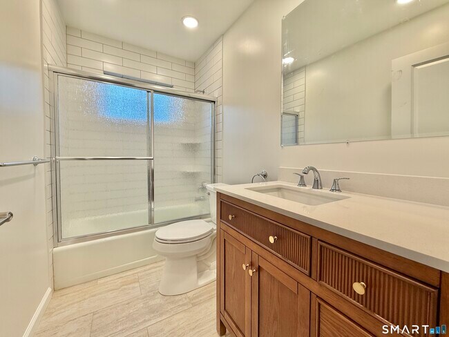 Building Photo - 64 Olcott Way