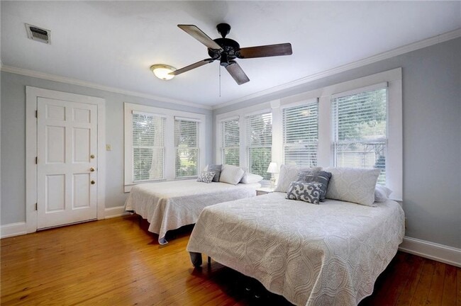 Building Photo - 101 Short St