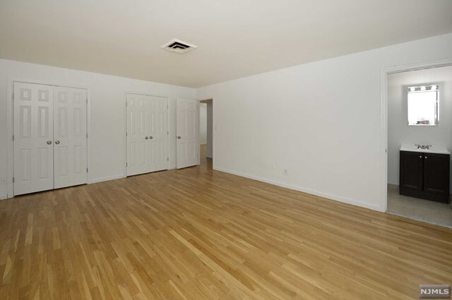 Building Photo - 20-30-30 Ridge Rd