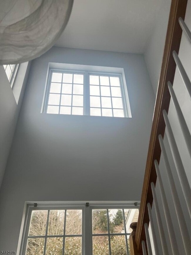 Building Photo - 263 Old Farm Dr