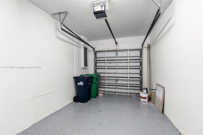 Building Photo - 10863 SW 88th Terrace