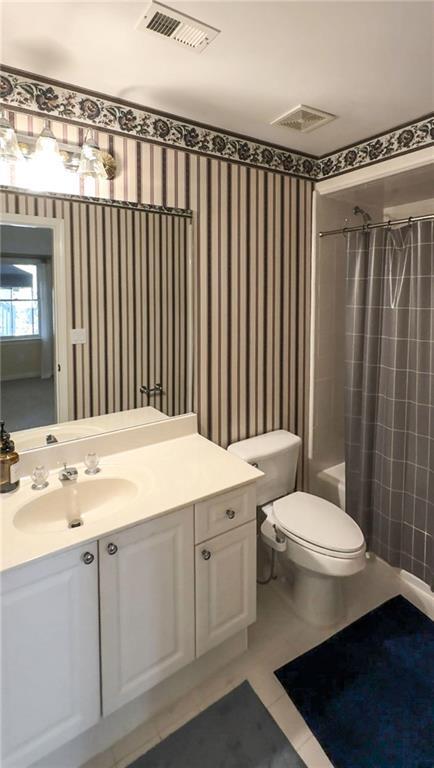 Building Photo - 5685 Lake Manor Trce