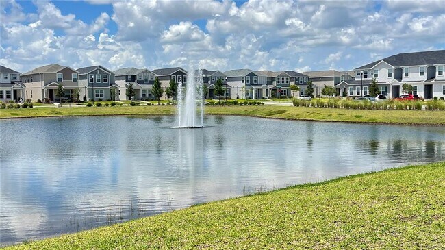 Building Photo - 428 HUCKLEBERRY Dr