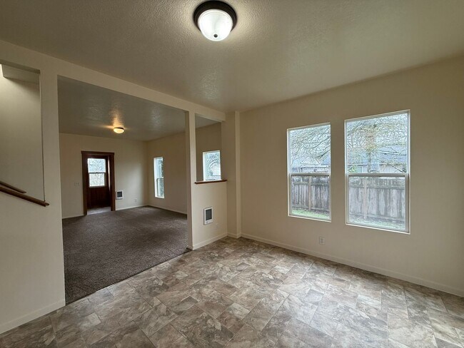 Building Photo - Updated Farm House