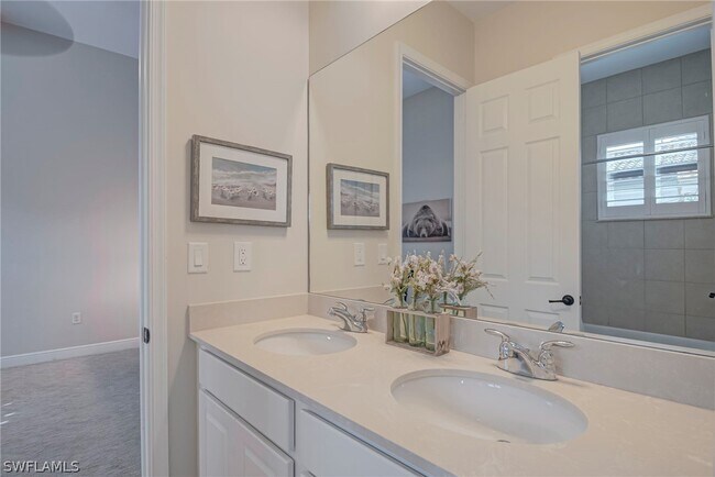 Building Photo - 5344 Allen Pl