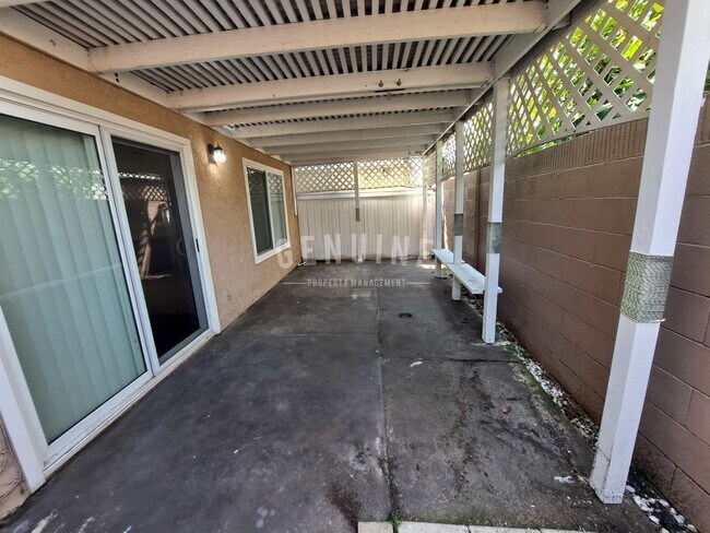 Building Photo - 11021 Cobblestone Ln