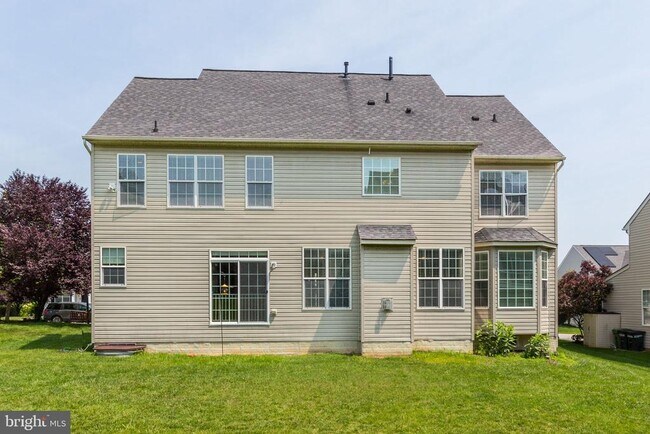 Building Photo - 2311 Whitley Rd