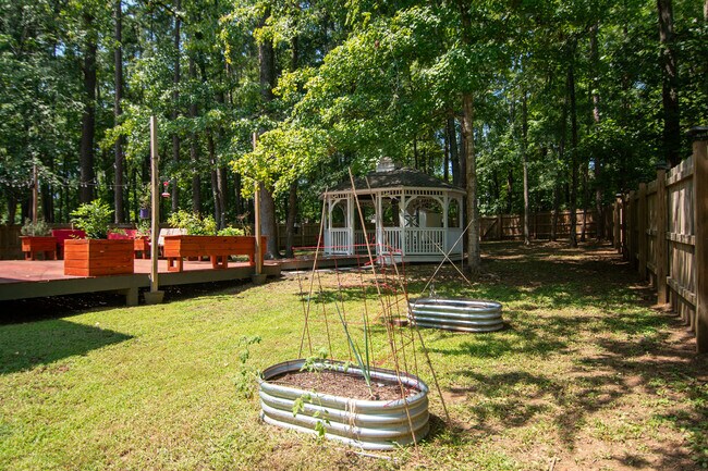 Building Photo - 4801 Buttonbush Dr