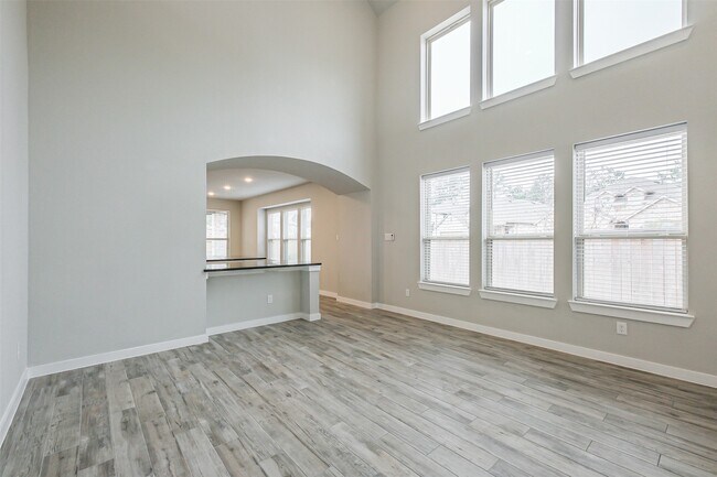 Building Photo - 122 Vine Mint Dr