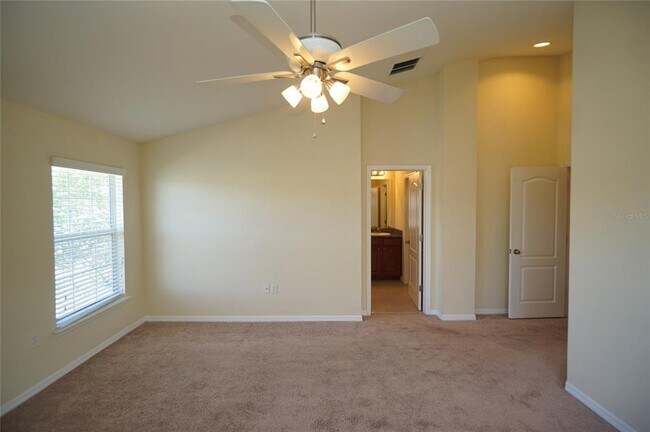 Building Photo - 7001 Interbay Blvd