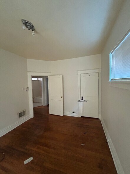 Building Photo - 4890 Margaretta Ave