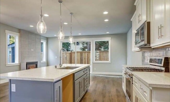 Building Photo - 8818 223rd Place SW