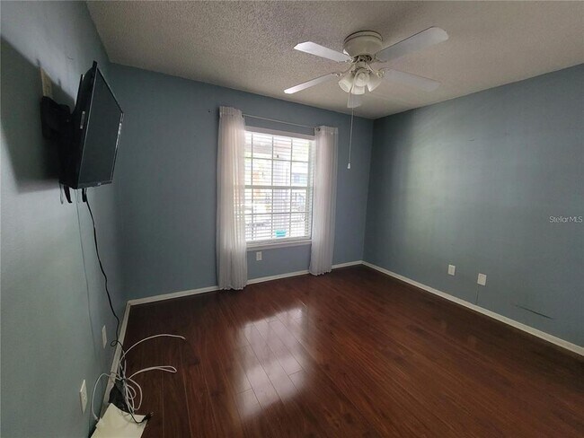 Building Photo - 5477 Lake Margaret Dr
