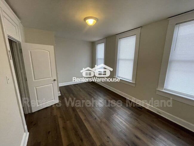 Building Photo - 2855 W Cold Spring Ln