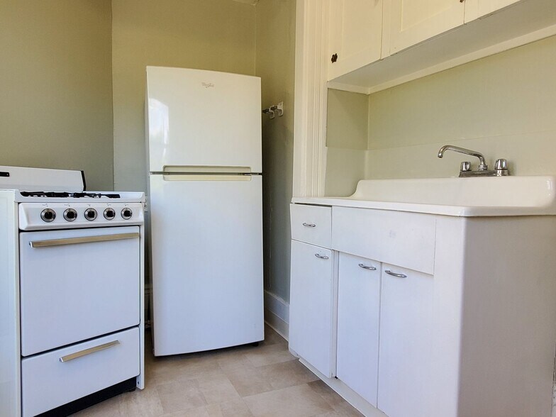 Building Photo - 99 S 14th St