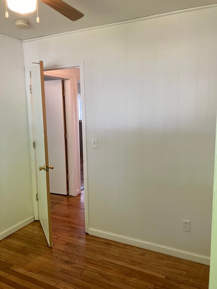 middle bedroom - 1285 Commonwealth Ave