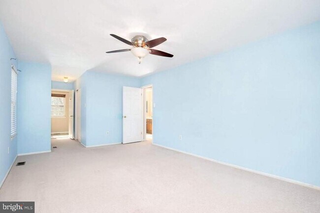 Building Photo - 8580 Dark Hawk Cir