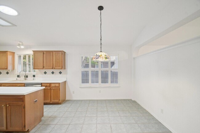 Building Photo - 1300 Leah Ln