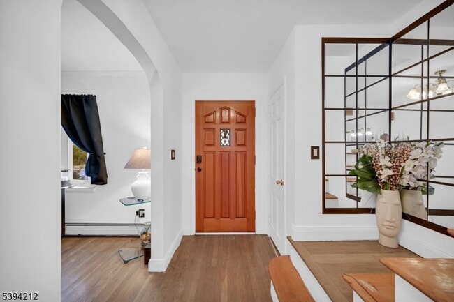 Building Photo - 328 Minute Arms Rd