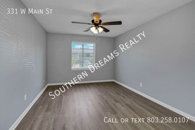 Building Photo - 331 W Main St