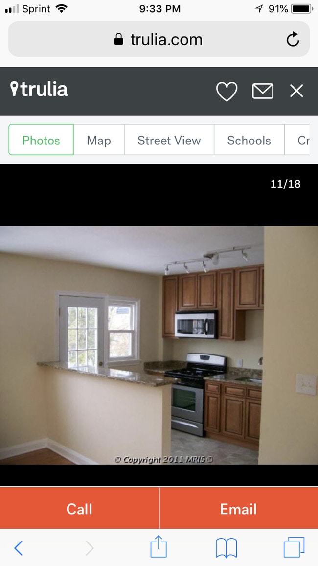 Kitchen and back porch exit - 912 Evesham Ave