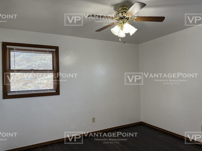 Building Photo - 2721 N Locust St